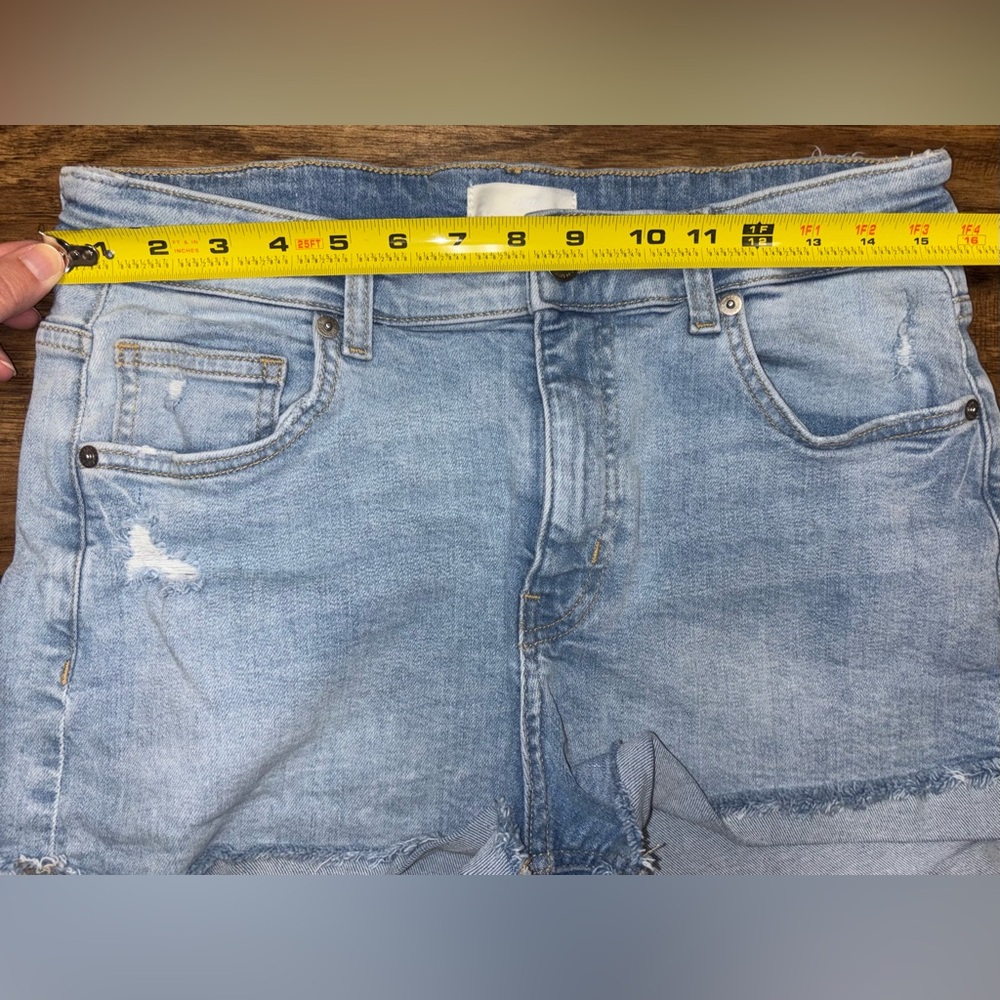 H&M High Rise Shorts Size 12 - Picture 4 of 8